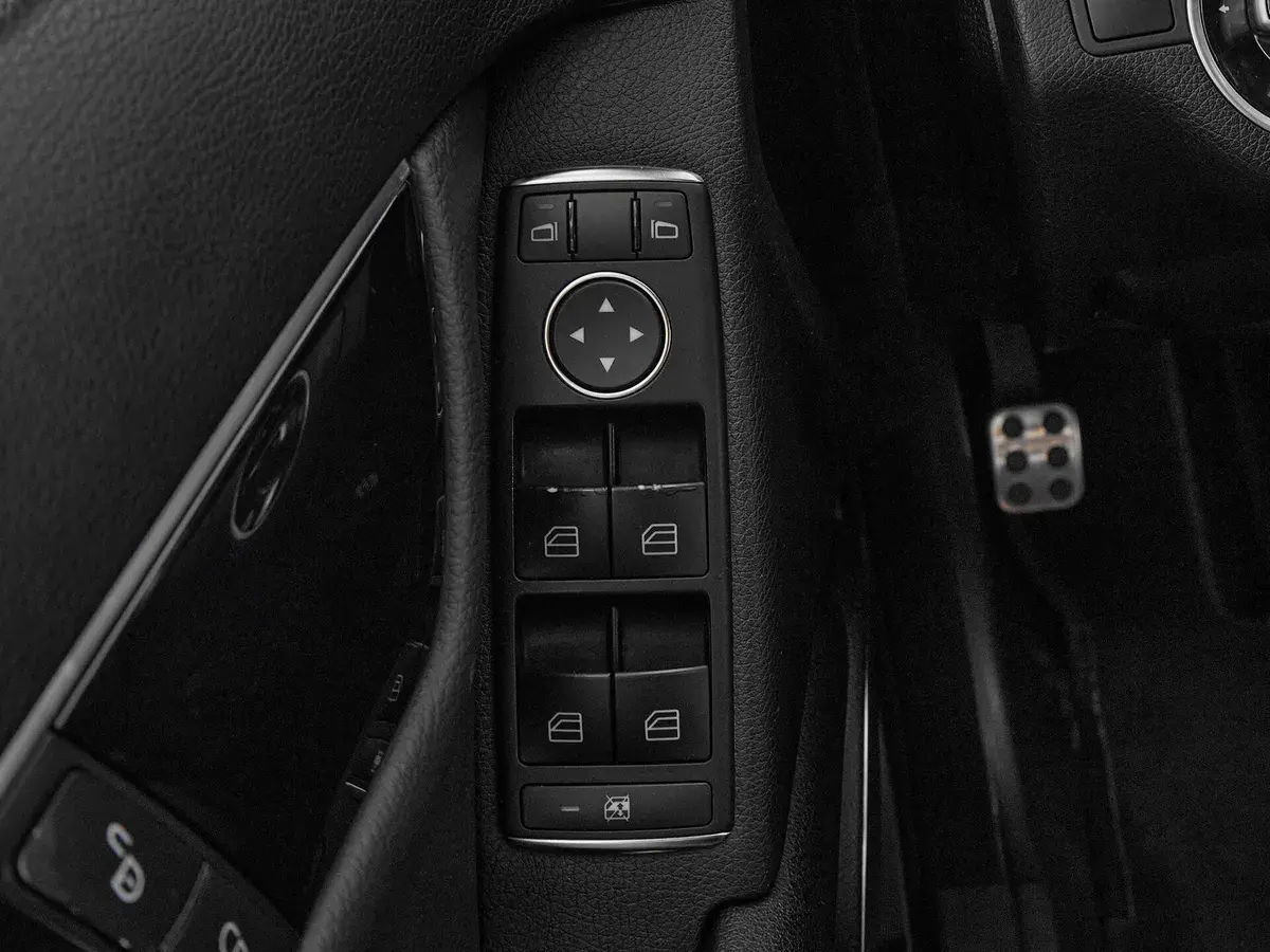 Mercedes benz C-Класс