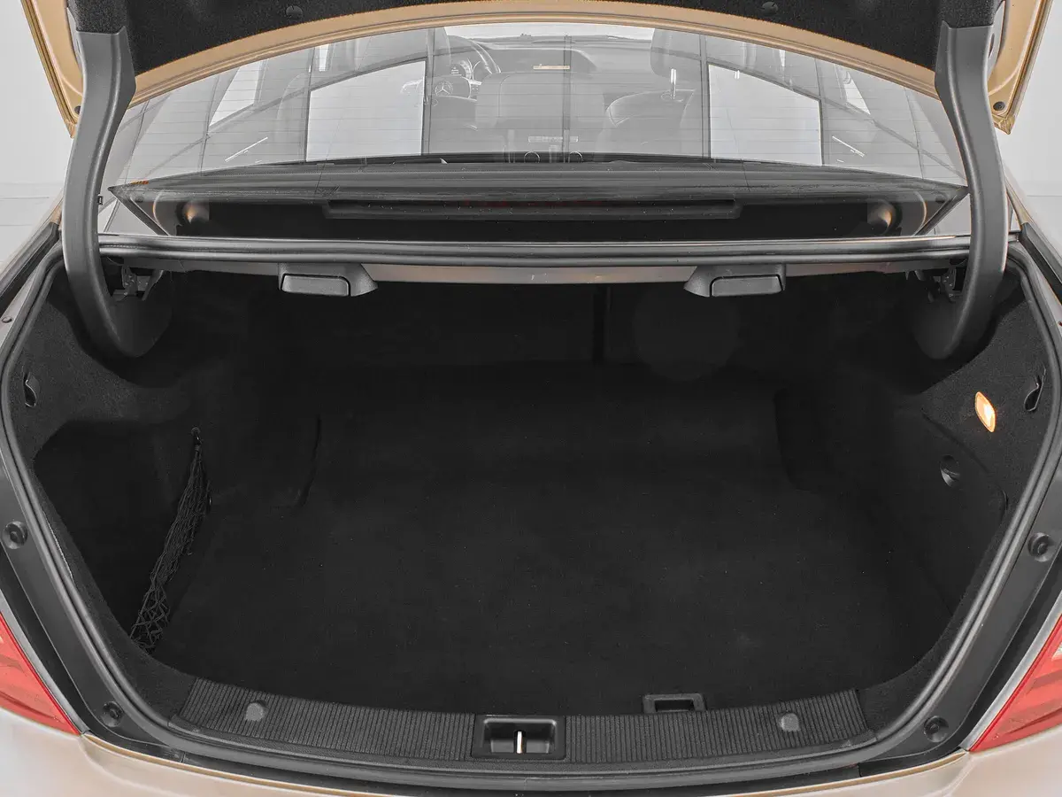 Mercedes benz C-Класс