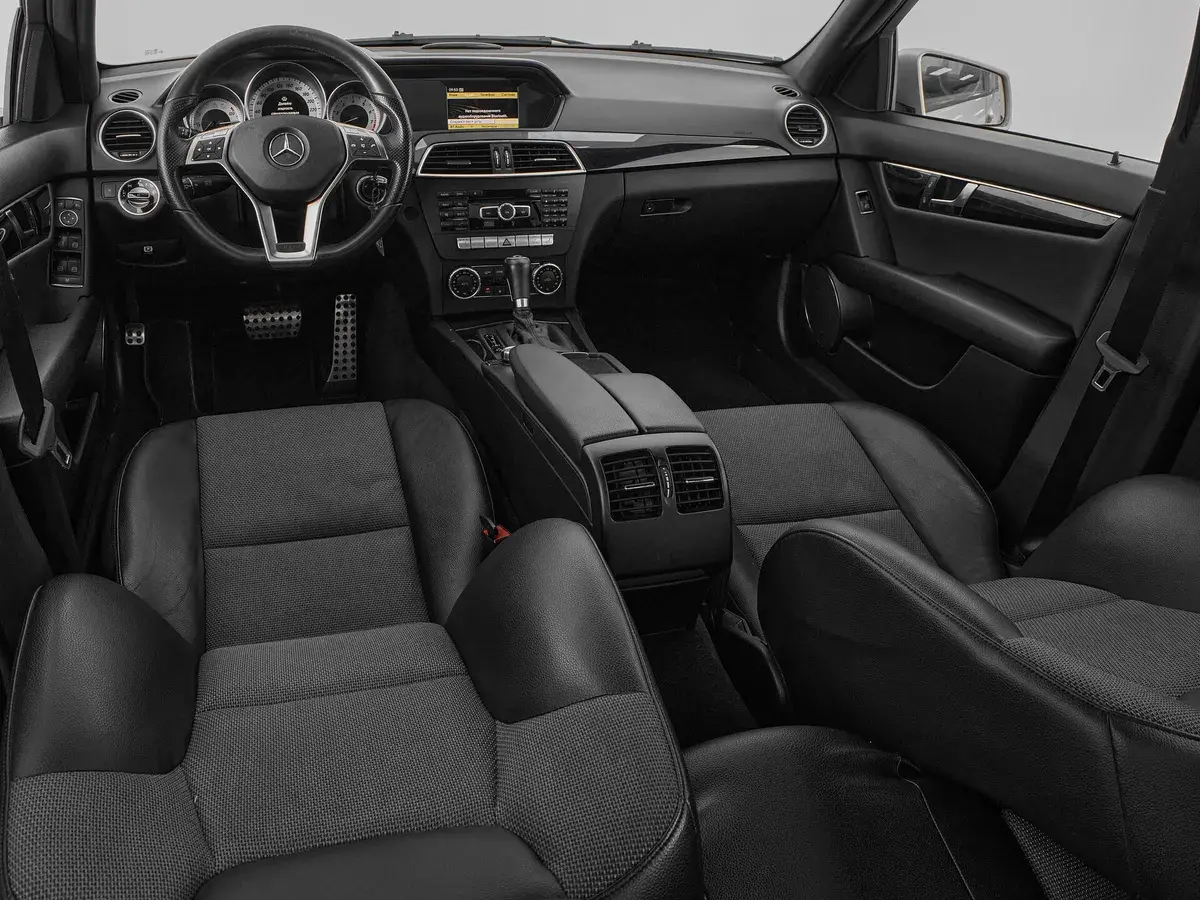 Mercedes benz C-Класс