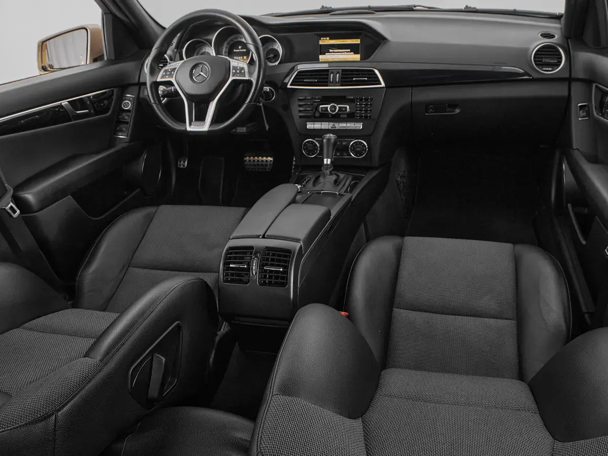 Mercedes benz C-Класс