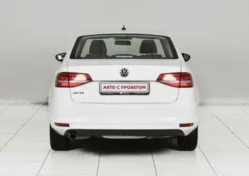 Volkswagen Jetta Вид 4