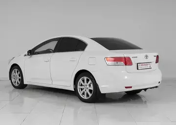 Toyota Avensis Вид 4