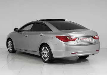 Hyundai Sonata Вид 4