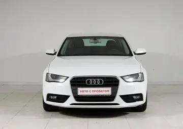 Audi A4 Вид 2