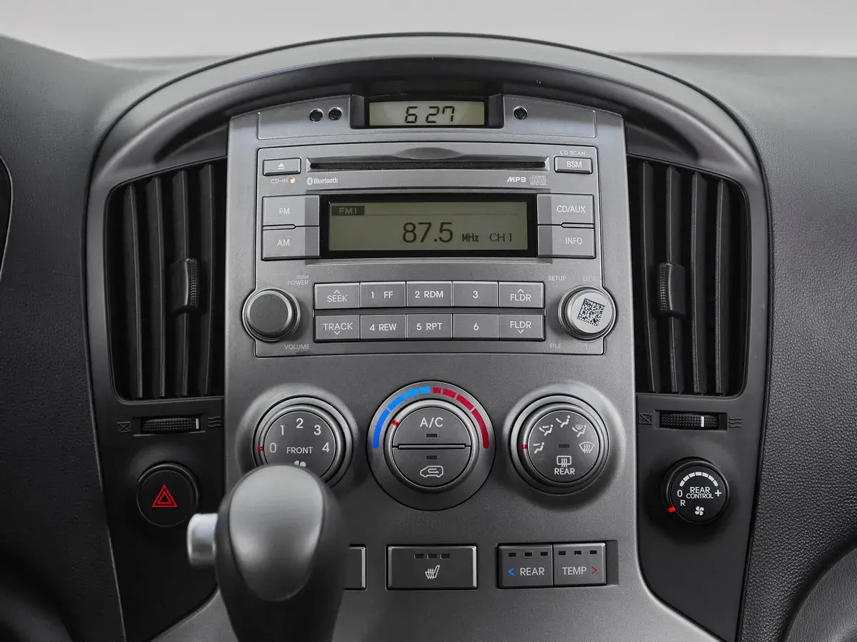 Hyundai Grand Starex