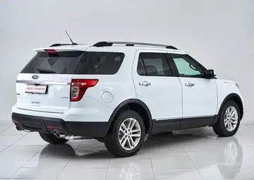 Ford Explorer Вид 5