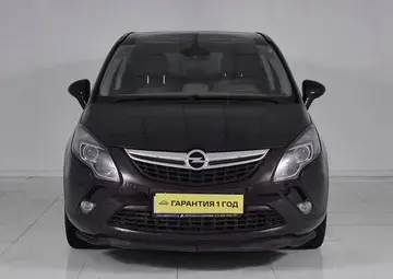 Opel Zafira Вид 2
