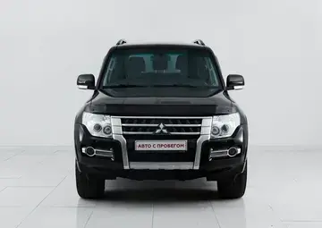 Mitsubishi Pajero Вид 2
