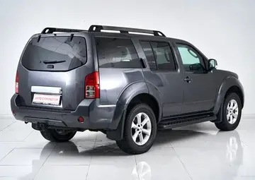 Nissan Pathfinder Вид 5