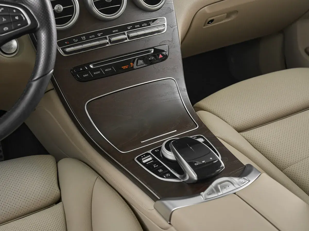 Mercedes benz GLC