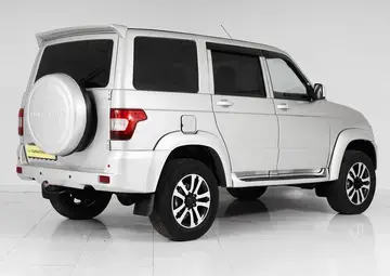 UAZ Патриот Вид 4