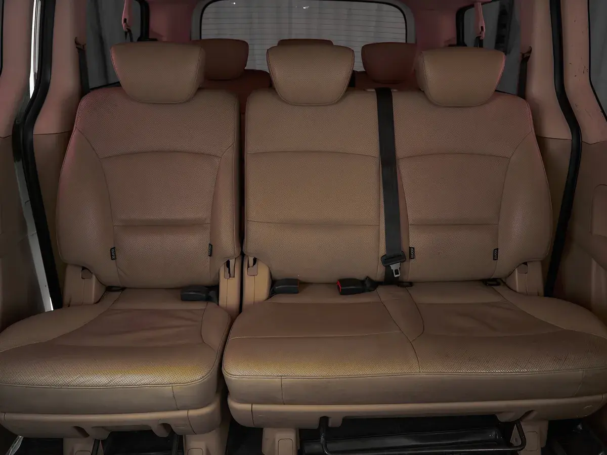 Hyundai H-1