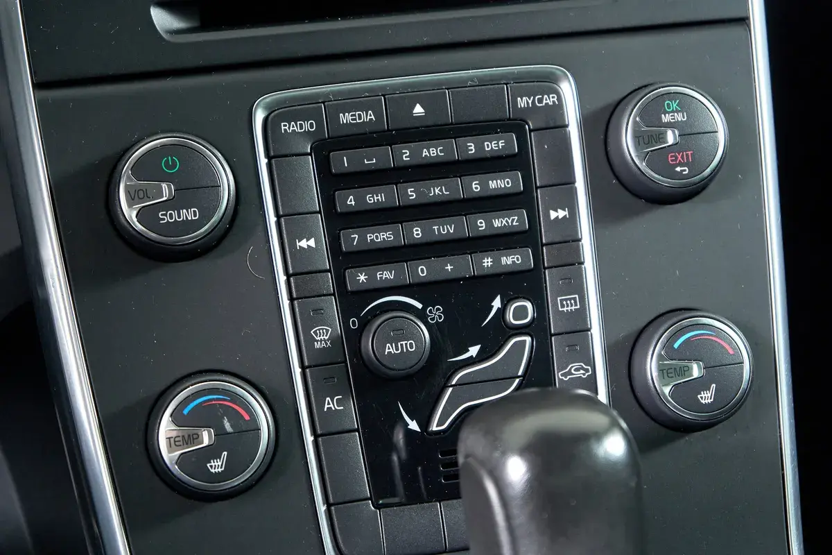 Volvo S60