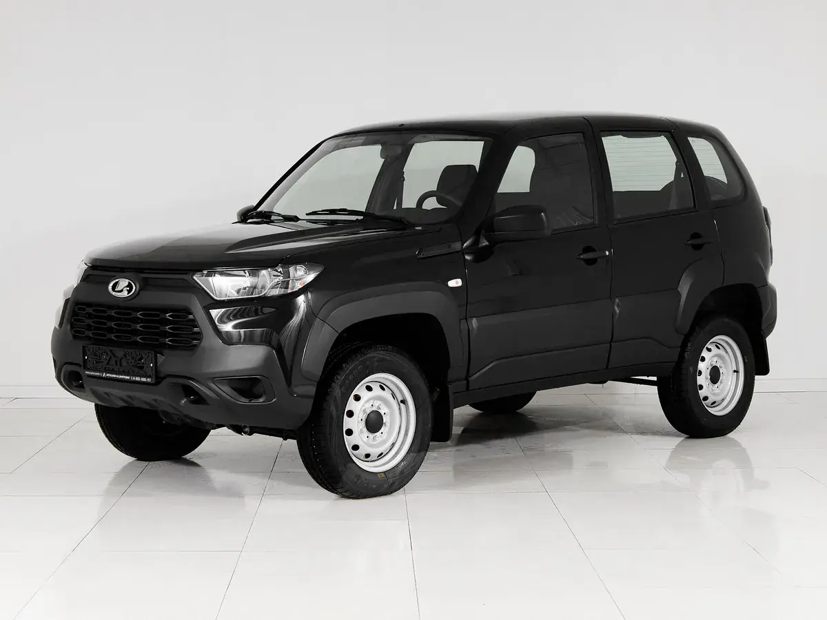 Lada Niva Travel