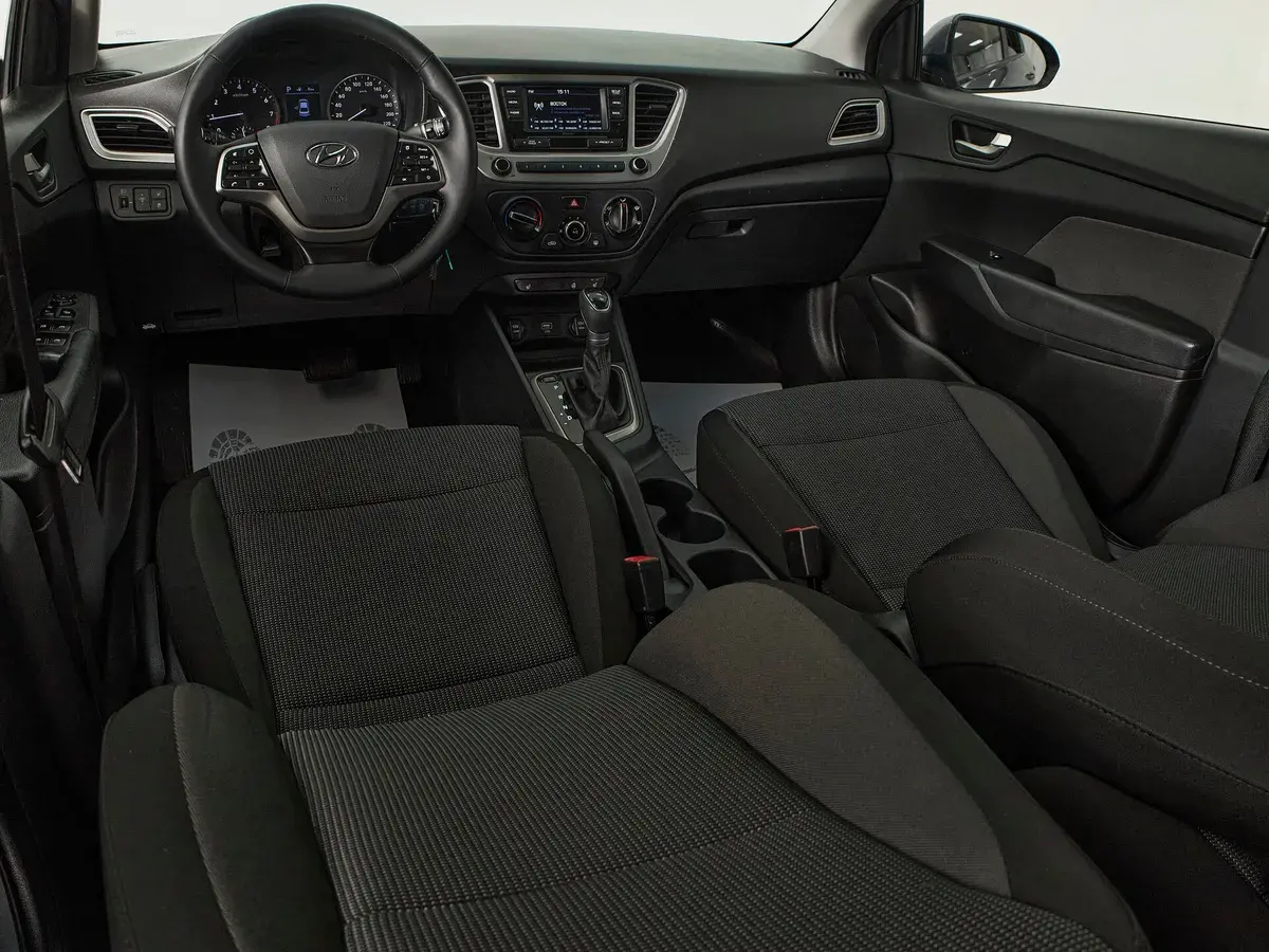 Hyundai Solaris