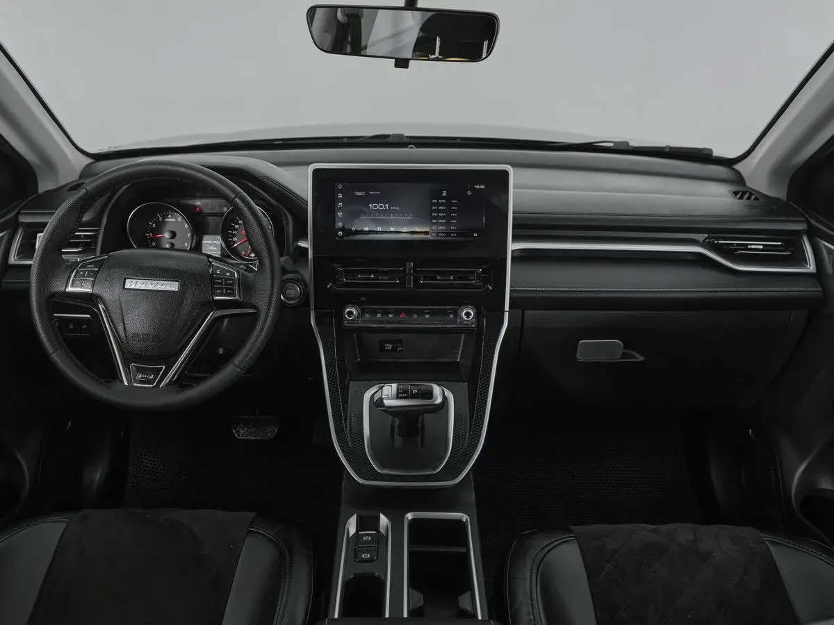 Haval M6