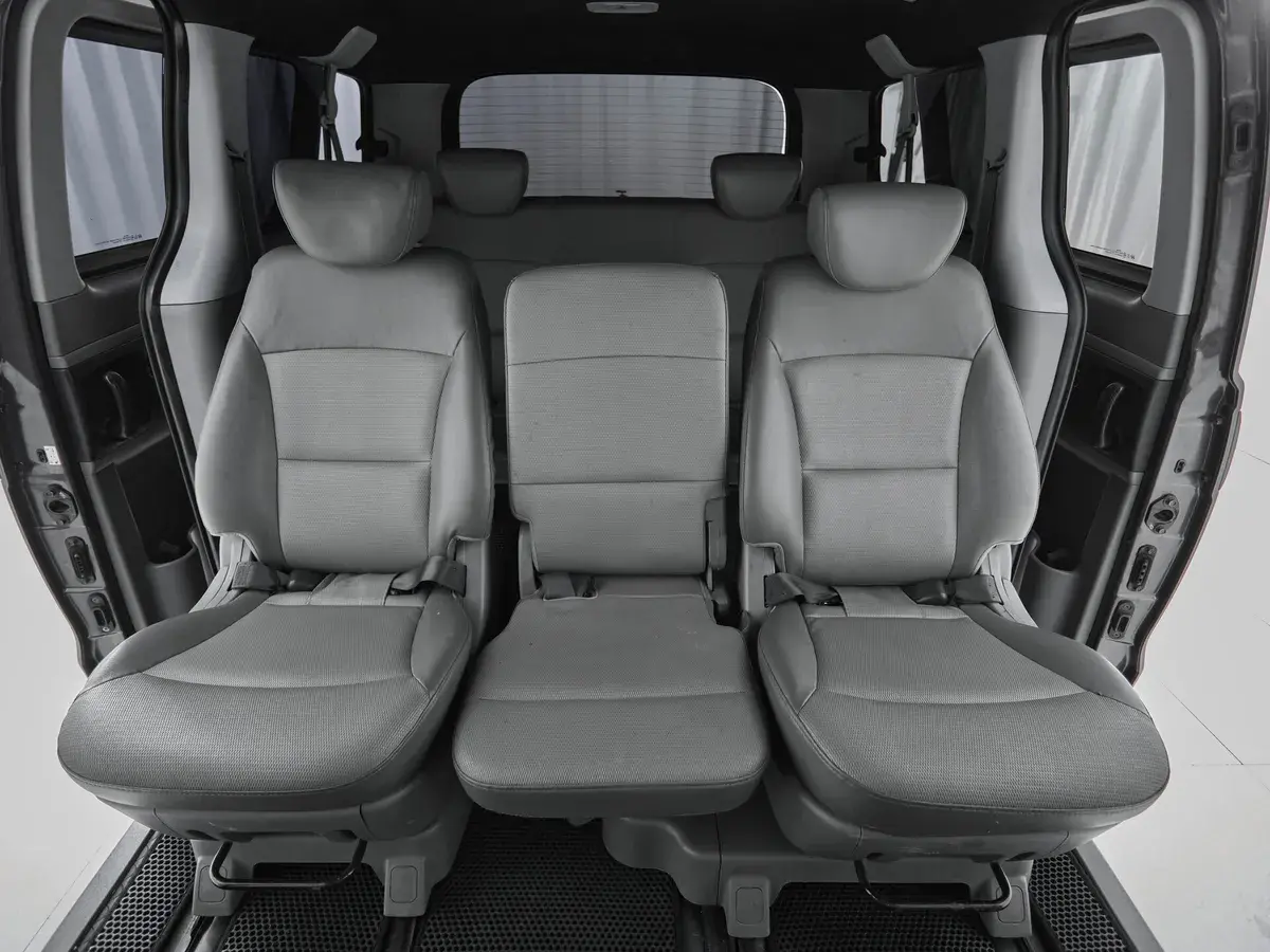 Hyundai H-1