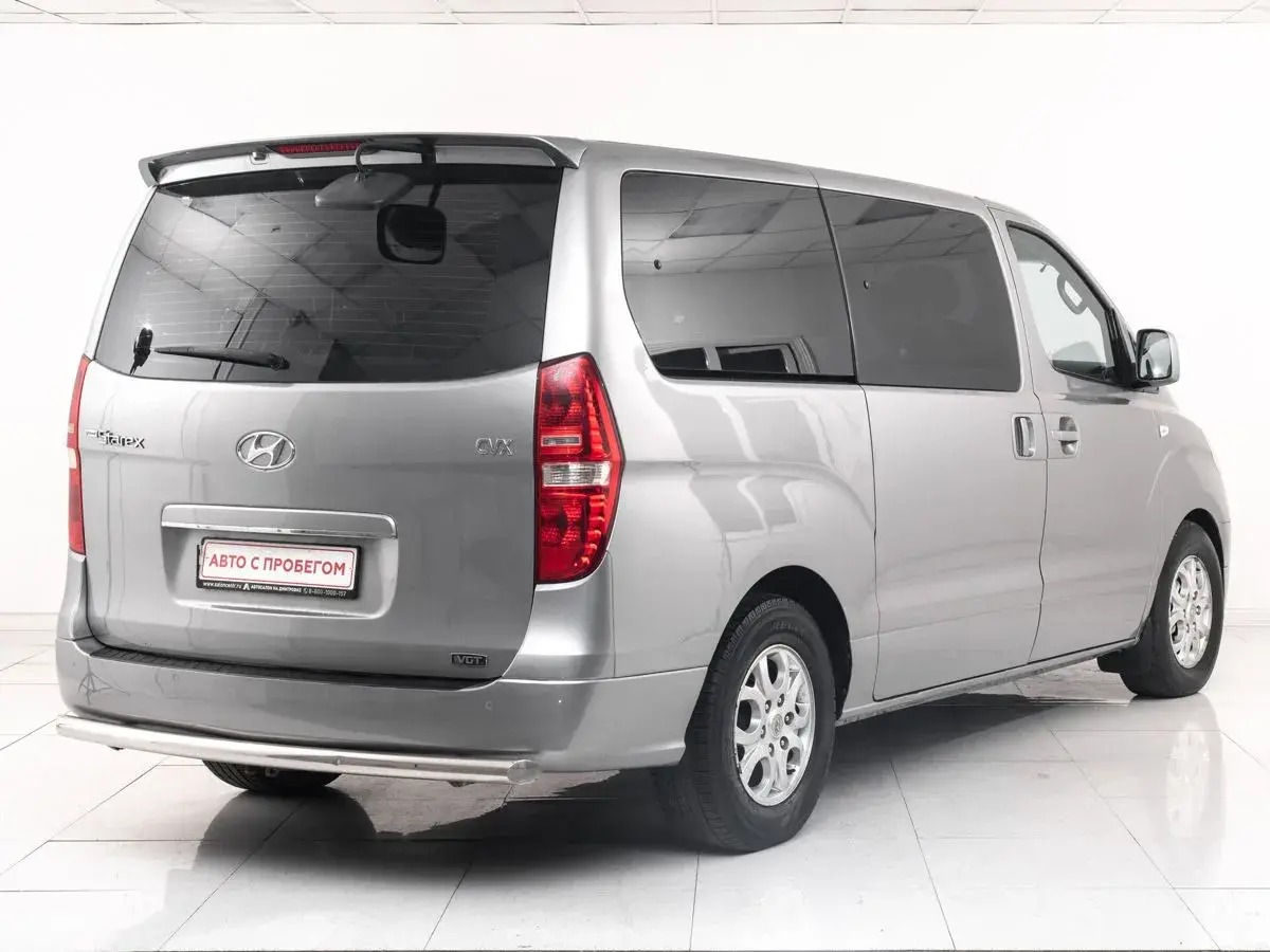 Hyundai Grand Starex