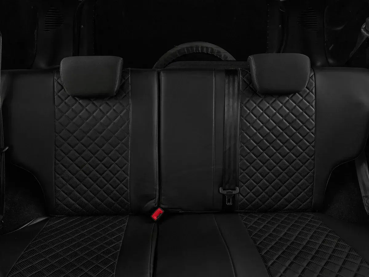 Lada Niva Travel