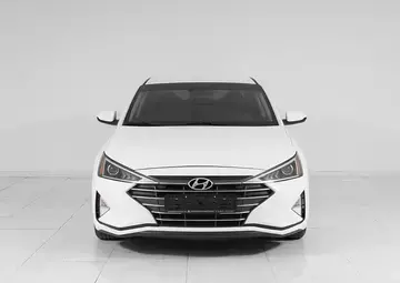Hyundai Elantra Вид 2