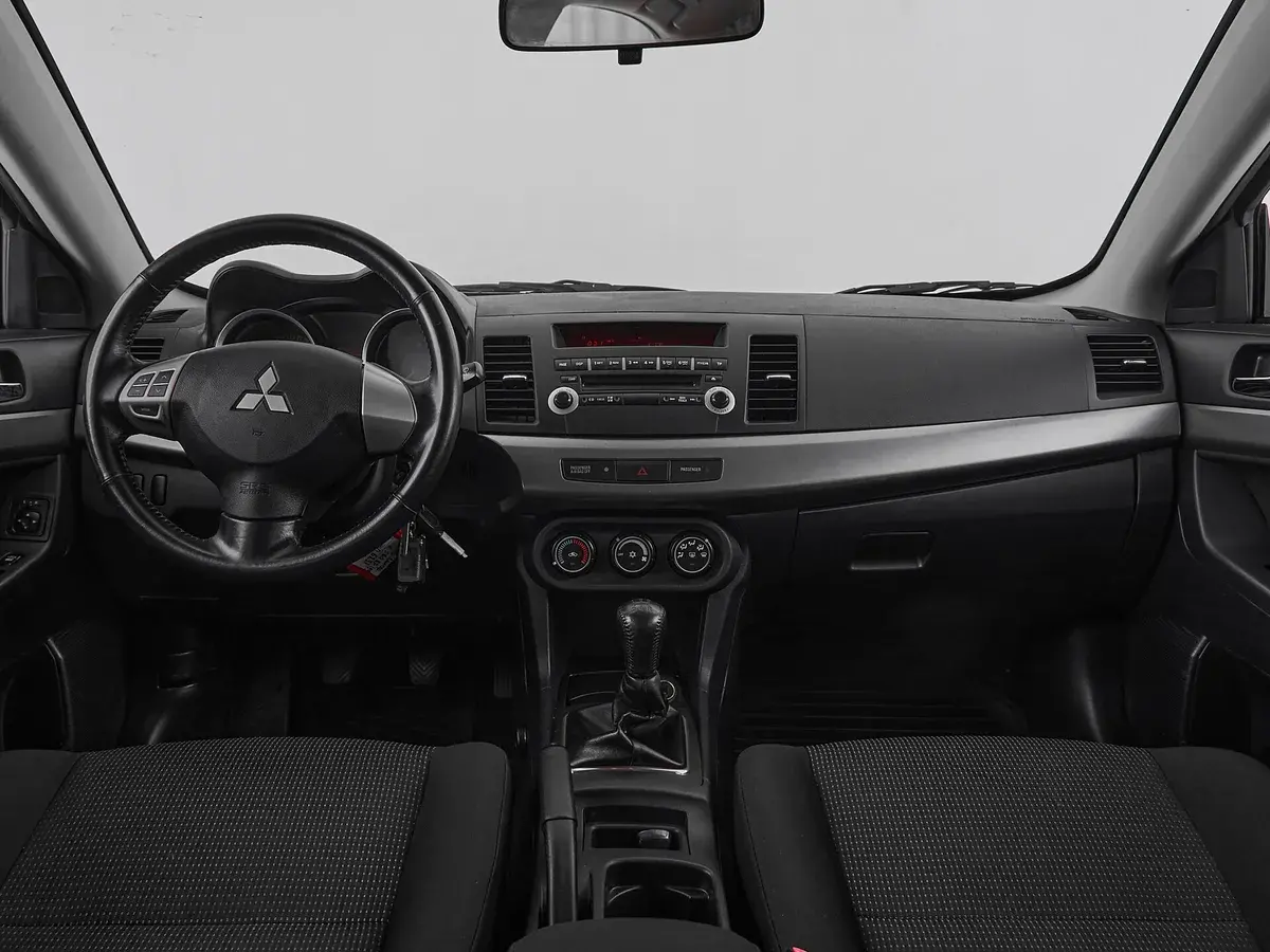 Mitsubishi Lancer
