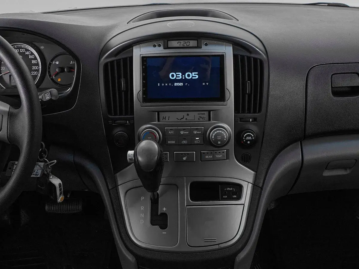 Hyundai Grand Starex