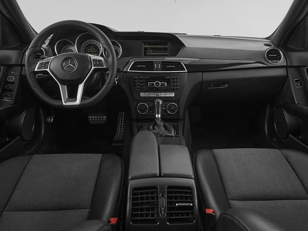 Mercedes benz C-Класс
