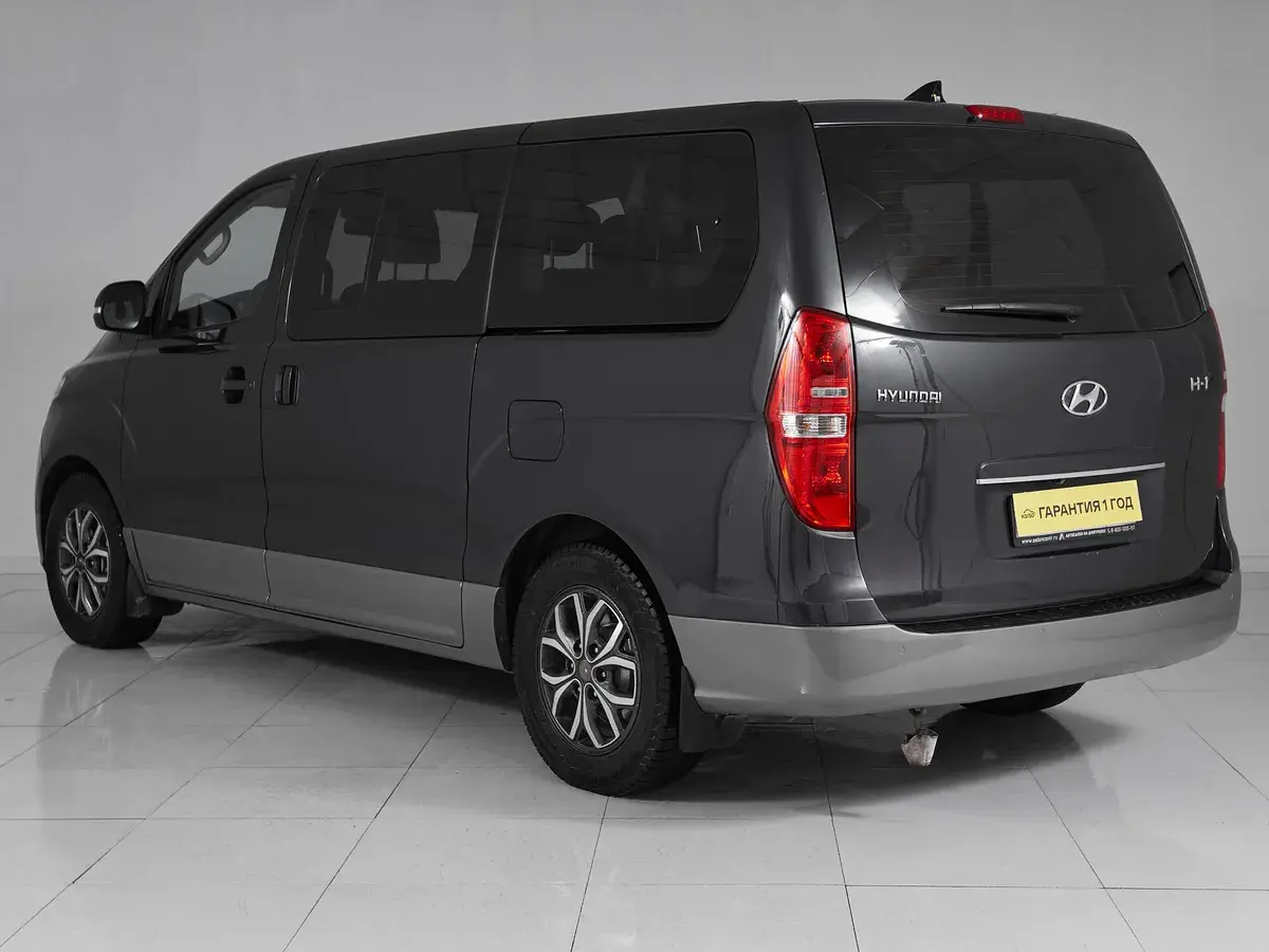 Hyundai H-1