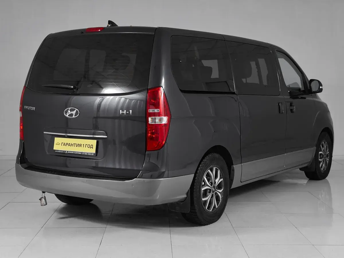 Hyundai H-1