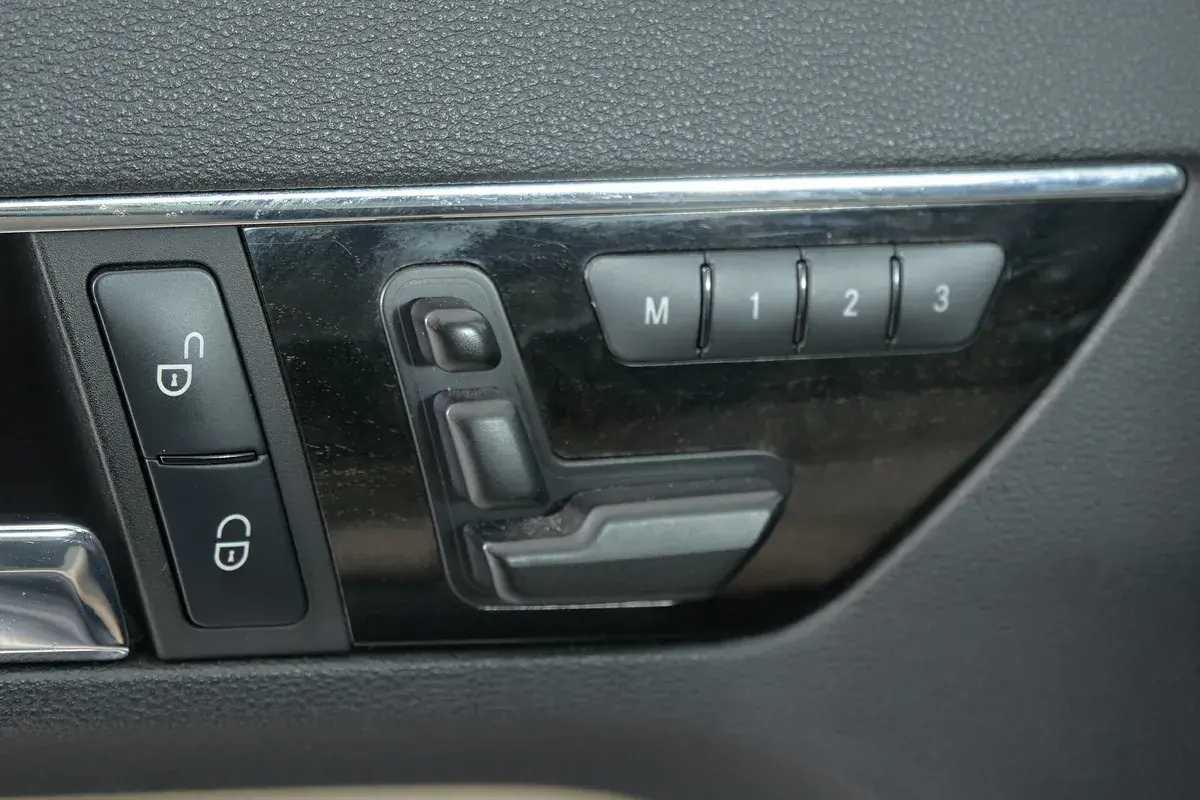 Mercedes benz E-Класс