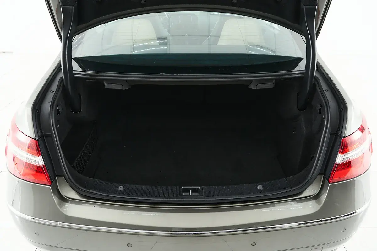 Mercedes benz E-Класс