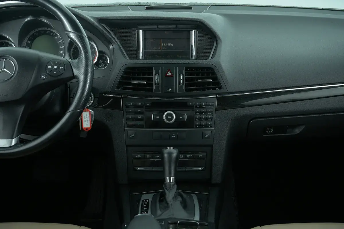 Mercedes benz E-Класс