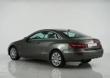 Mercedes benz E-Класс Вид 4