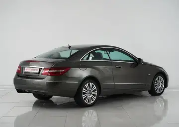 Mercedes benz E-Класс Вид 5