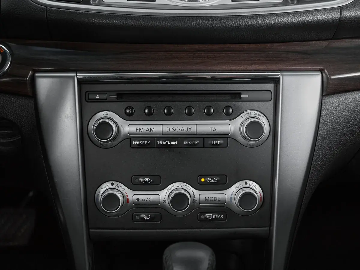 Nissan Teana