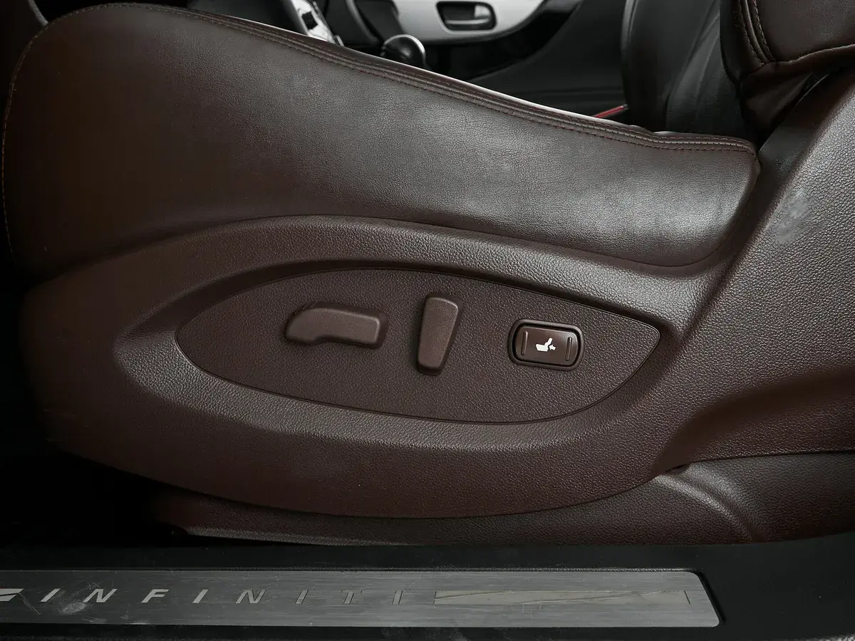 Infiniti FX