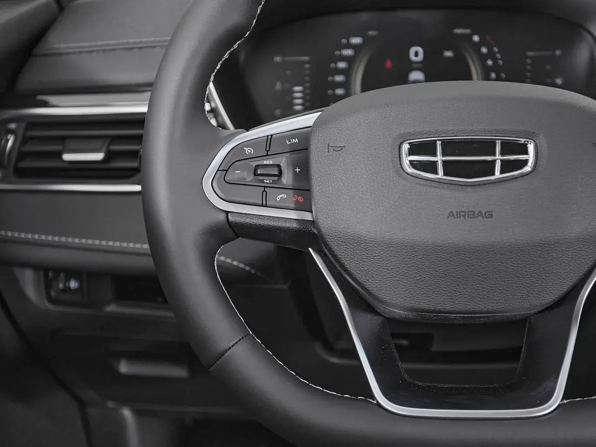 Geely Atlas Pro