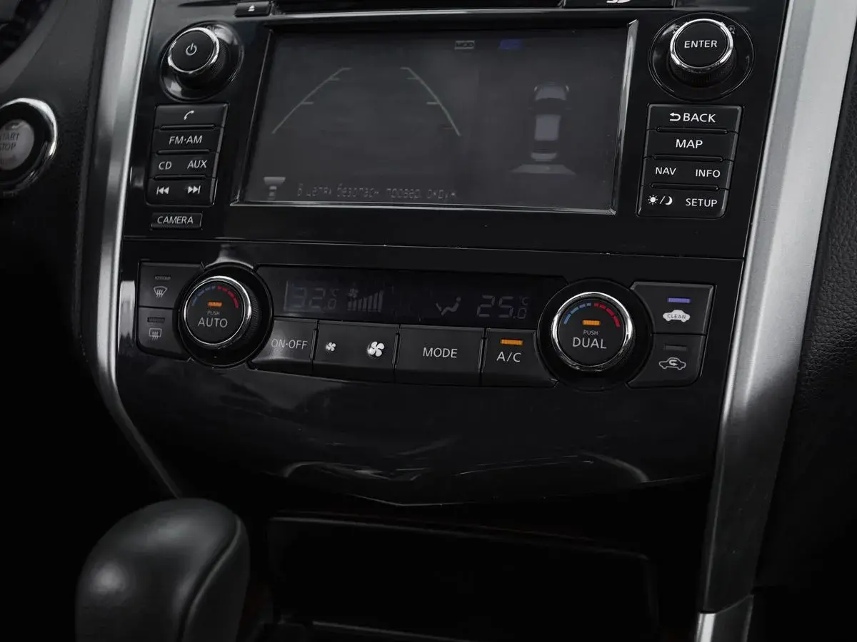 Nissan Teana