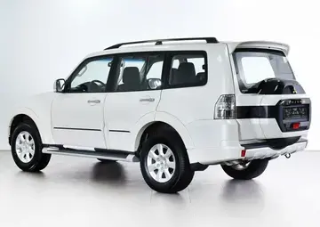 Mitsubishi Pajero Вид 3