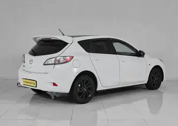 Mazda 3 Вид 4