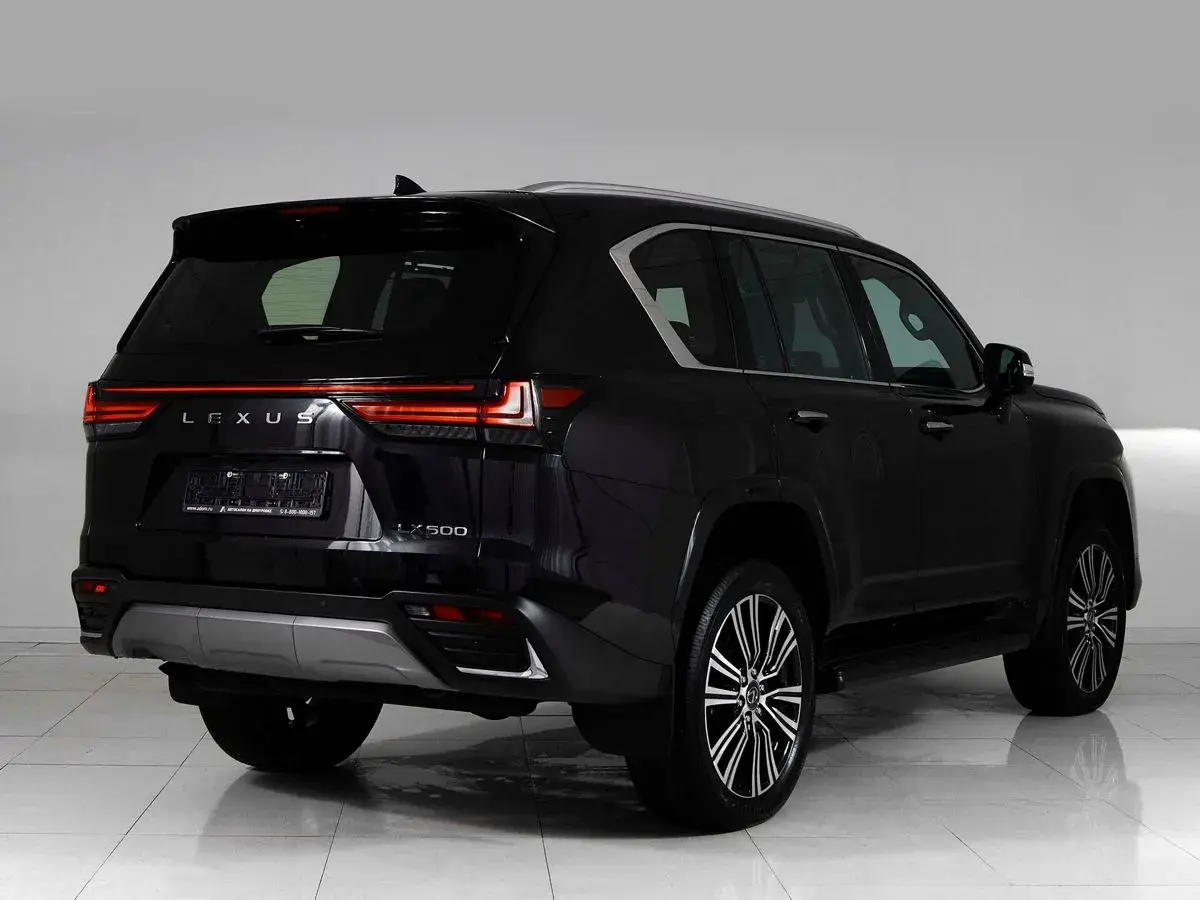 Lexus LX