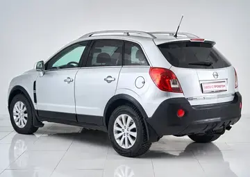 Opel Antara Вид 4