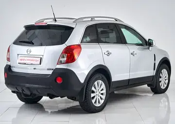 Opel Antara Вид 5