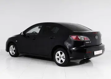 Mazda 3 Вид 4