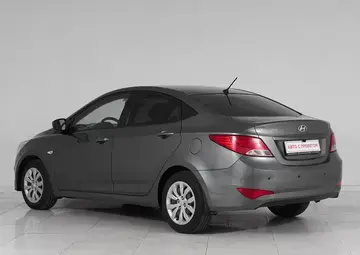 Hyundai Solaris Вид 4