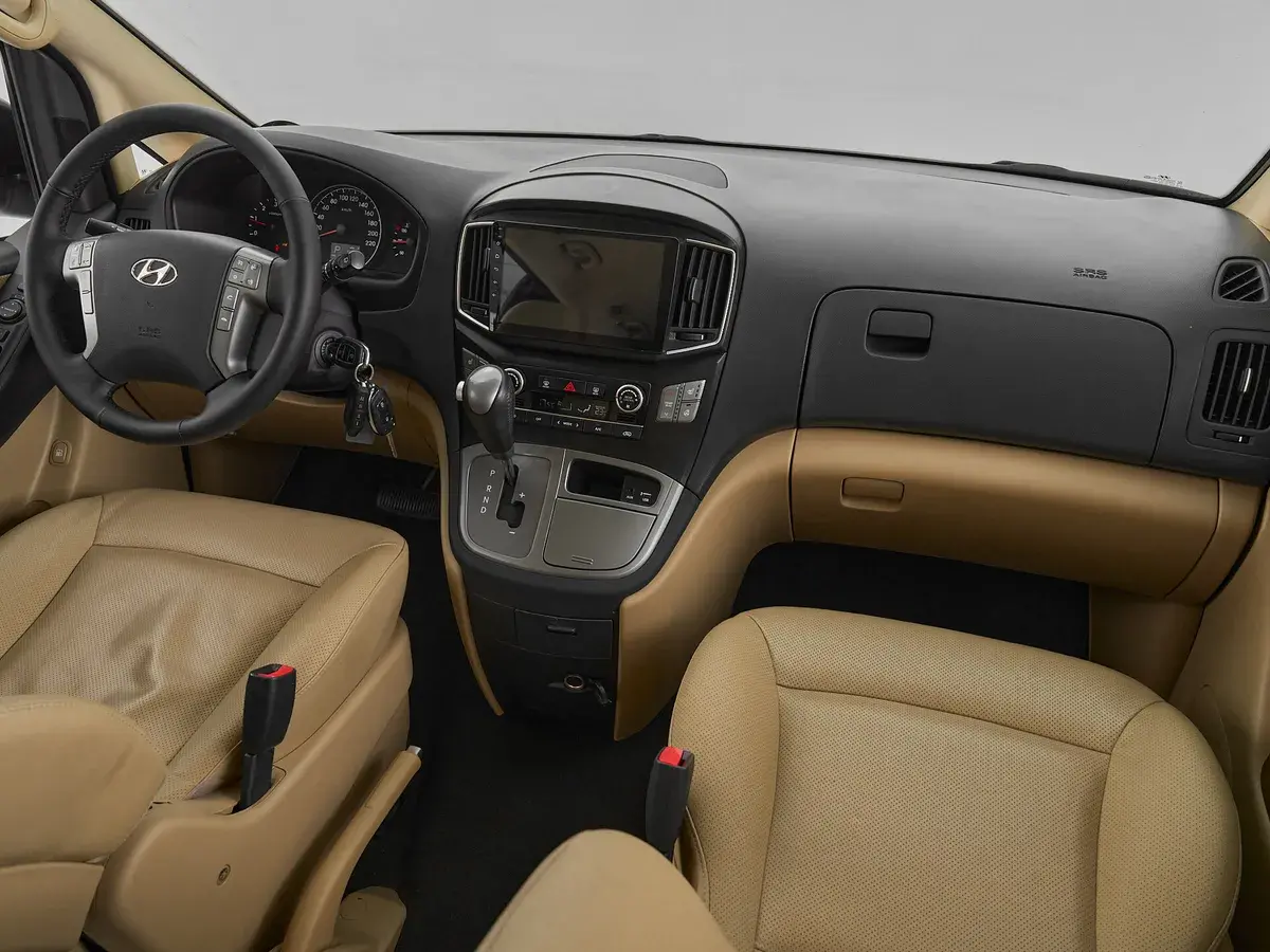 Hyundai H-1