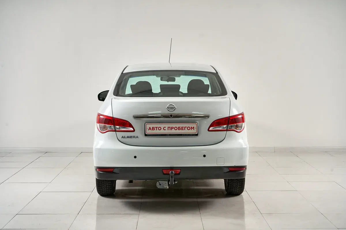 Nissan Almera
