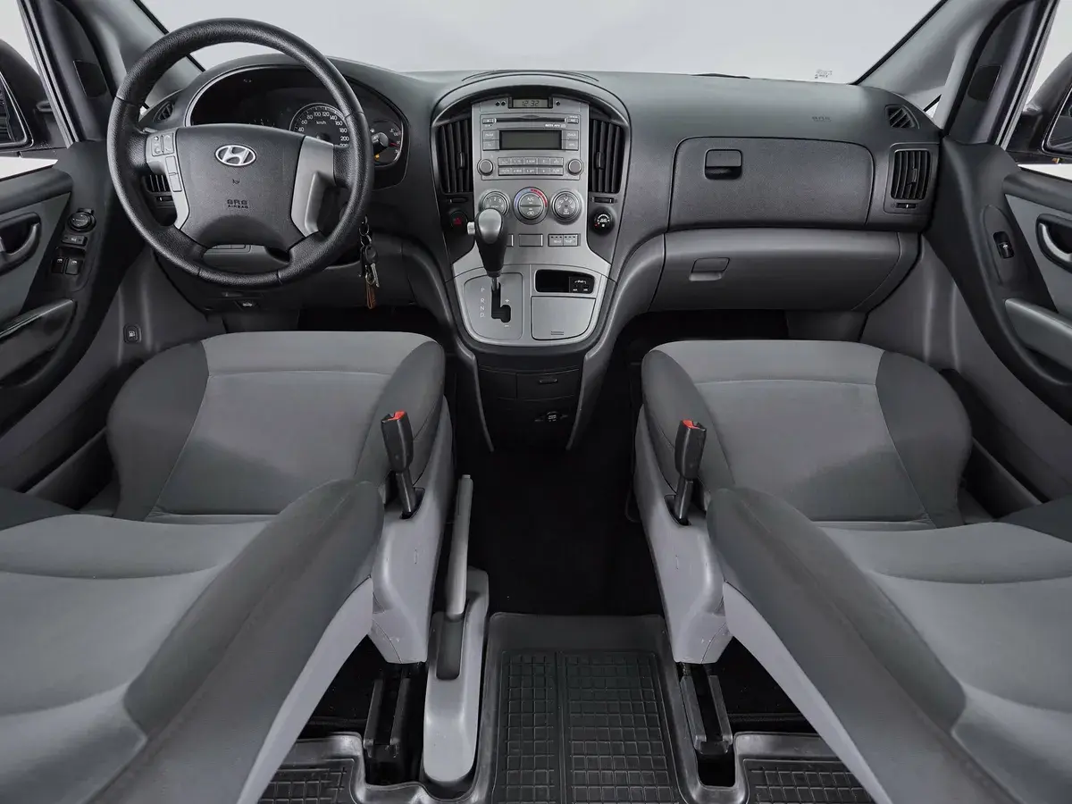 Hyundai H-1