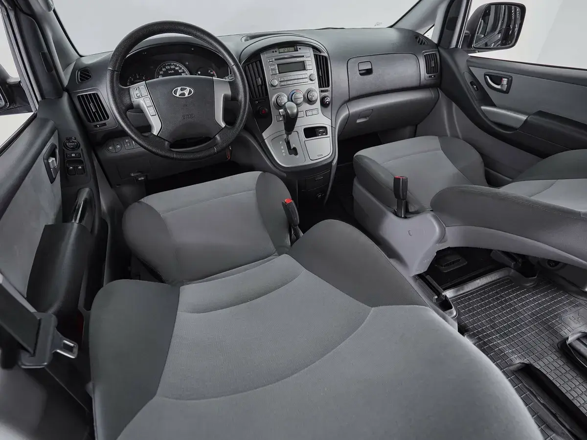 Hyundai H-1