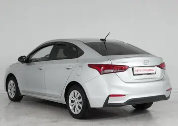 Hyundai Solaris Вид 4